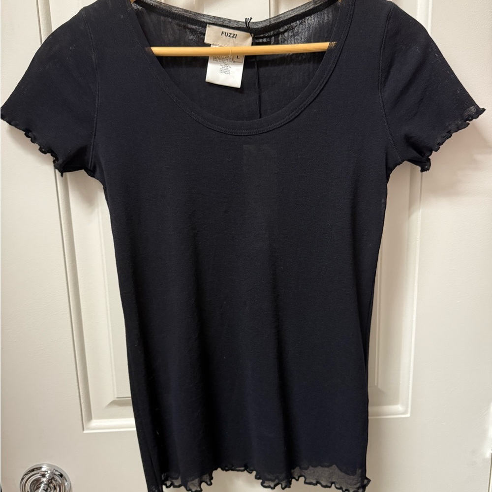 Fuzzi Elegant Black Short Sleeve Top